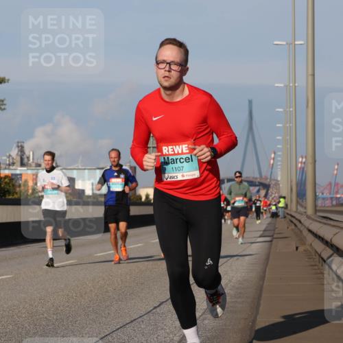 03.10.2025 - Köhlbrandbrückenlauf Luisa Fischer http://msf.ph/oto/9004235 03.10.2025 10:45:57 Position 3 1107, 6 meine-sportfotos.de