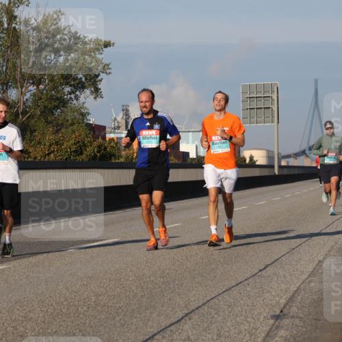 03.10.2025 - Köhlbrandbrückenlauf Luisa Fischer http://msf.ph/oto/9004249 03.10.2025 10:45:59 Position 3 640 meine-sportfotos.de