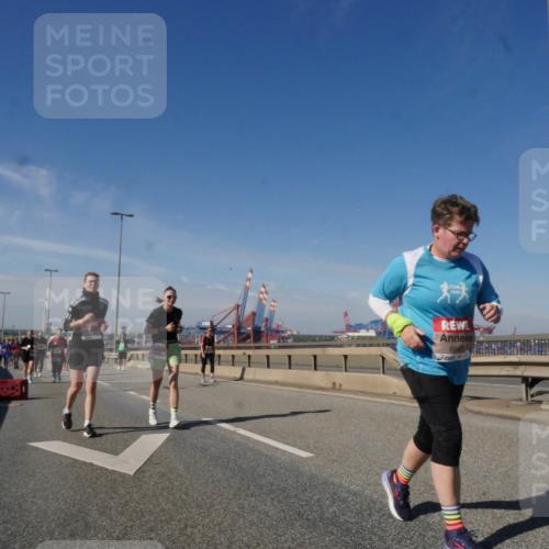 03.10.2025 - Köhlbrandbrückenlauf Matties Gatica Varas http://msf.ph/oto/9004312 03.10.2025 12:58:05 Position 2 6547 meine-sportfotos.de