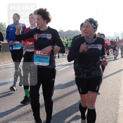 03.10.2025 - Köhlbrandbrückenlauf Fabian Wolf http://msf.ph/oto/9004336 03.10.2025 09:18:40 Position 3 2793, 2029, 3010 meine-sportfotos.de