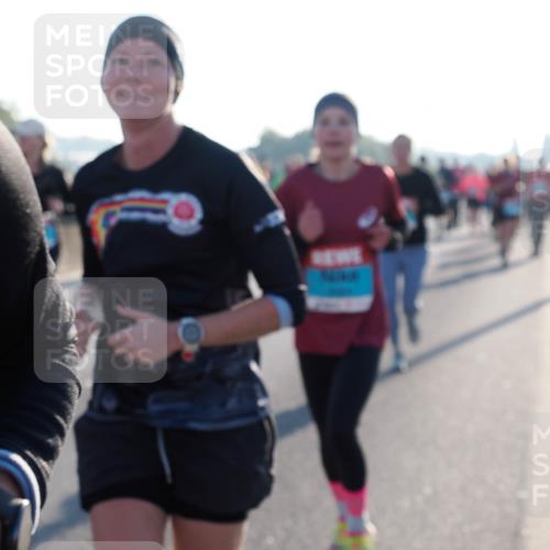 03.10.2025 - Köhlbrandbrückenlauf Fabian Wolf http://msf.ph/oto/9004358 03.10.2025 09:18:41 Position 3  meine-sportfotos.de