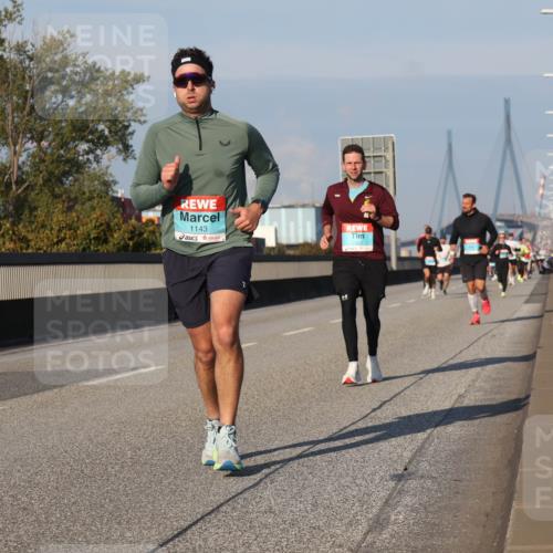 03.10.2025 - Köhlbrandbrückenlauf Luisa Fischer http://msf.ph/oto/9004365 03.10.2025 10:46:05 Position 3 1143 meine-sportfotos.de