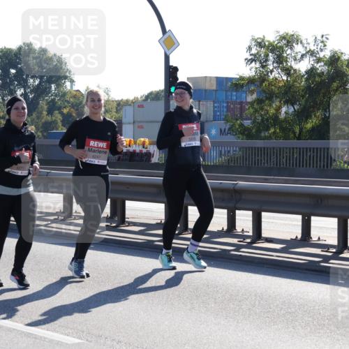 03.10.2025 - Köhlbrandbrückenlauf Julia Fischer http://msf.ph/oto/9004519 03.10.2025 12:26:05 Position 3 6247, 5315 meine-sportfotos.de