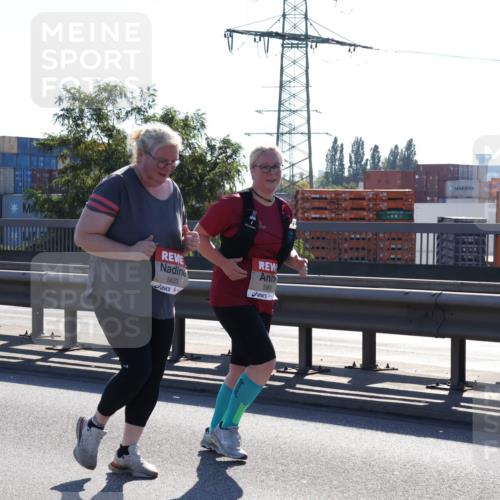 03.10.2025 - Köhlbrandbrückenlauf Julia Fischer http://msf.ph/oto/9004583 03.10.2025 12:26:31 Position 3 5900, 5623 meine-sportfotos.de
