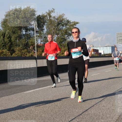 03.10.2025 - Köhlbrandbrückenlauf Luisa Fischer http://msf.ph/oto/9004607 03.10.2025 10:46:18 Position 3 358, 3174 meine-sportfotos.de
