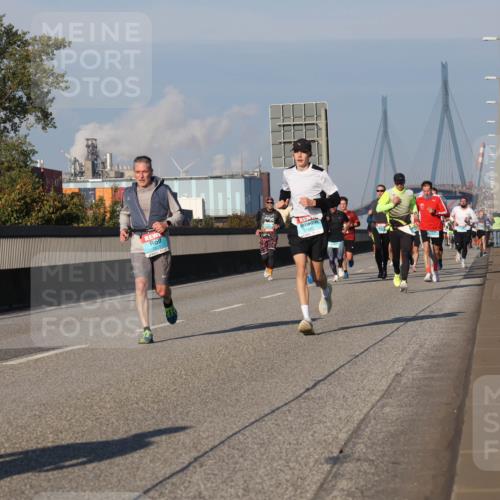 03.10.2025 - Köhlbrandbrückenlauf Luisa Fischer http://msf.ph/oto/9004652 03.10.2025 10:46:21 Position 3 1482 meine-sportfotos.de