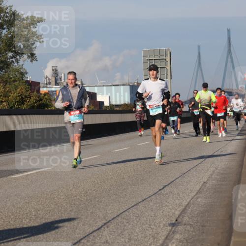 03.10.2025 - Köhlbrandbrückenlauf Luisa Fischer http://msf.ph/oto/9004657 03.10.2025 10:46:21 Position 3  meine-sportfotos.de
