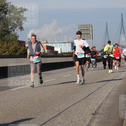 03.10.2025 - Köhlbrandbrückenlauf Luisa Fischer http://msf.ph/oto/9004659 03.10.2025 10:46:22 Position 3 1617, 1482 meine-sportfotos.de