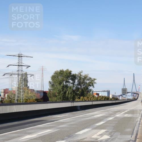 03.10.2025 - Köhlbrandbrückenlauf Julia Fischer http://msf.ph/oto/9004680 03.10.2025 12:29:53 Position 3  meine-sportfotos.de