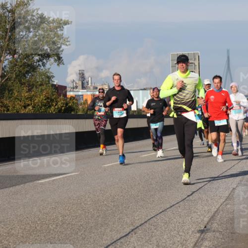 03.10.2025 - Köhlbrandbrückenlauf Luisa Fischer http://msf.ph/oto/9004762 03.10.2025 10:46:26 Position 3  meine-sportfotos.de