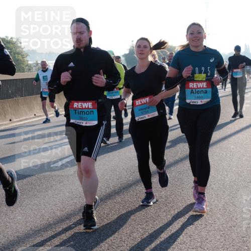 03.10.2025 - Köhlbrandbrückenlauf Fabian Wolf http://msf.ph/oto/9004798 03.10.2025 09:18:54 Position 3 2941, 3515, 1164, 3724, 025, 1460 meine-sportfotos.de