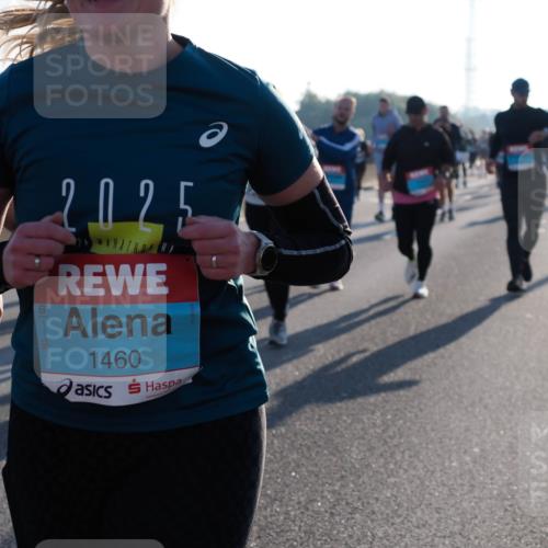 03.10.2025 - Köhlbrandbrückenlauf Fabian Wolf http://msf.ph/oto/9004833 03.10.2025 09:18:55 Position 3 20, 025, 1460 meine-sportfotos.de