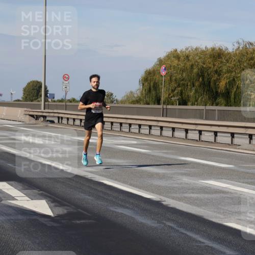 03.10.2025 - Köhlbrandbrückenlauf Julia Fischer http://msf.ph/oto/9004858 03.10.2025 12:36:06 Position 3 12, 5 meine-sportfotos.de