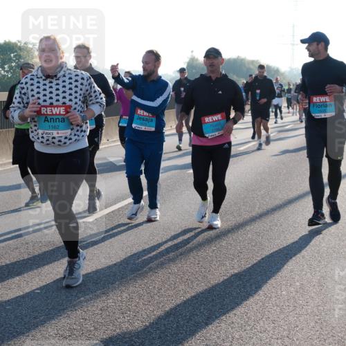 03.10.2025 - Köhlbrandbrückenlauf Fabian Wolf http://msf.ph/oto/9004889 03.10.2025 09:18:57 Position 3 1162, 1675, 3799, 1605 meine-sportfotos.de
