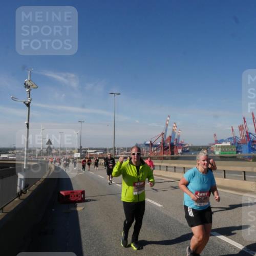 03.10.2025 - Köhlbrandbrückenlauf Matties Gatica Varas http://msf.ph/oto/9004914 03.10.2025 12:58:49 Position 2  meine-sportfotos.de
