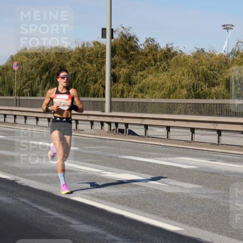 03.10.2025 - Köhlbrandbrückenlauf Julia Fischer http://msf.ph/oto/9004941 03.10.2025 12:36:43 Position 3 5740 meine-sportfotos.de