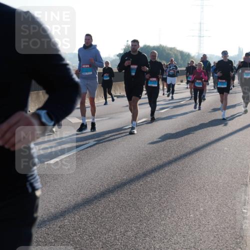 03.10.2025 - Köhlbrandbrückenlauf Fabian Wolf http://msf.ph/oto/9004994 03.10.2025 09:18:59 Position 3 05 meine-sportfotos.de