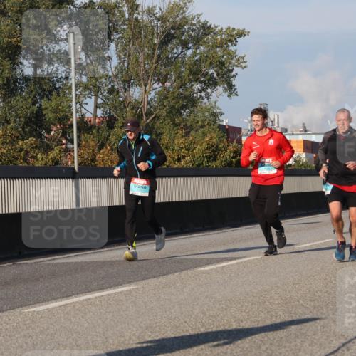03.10.2025 - Köhlbrandbrückenlauf Luisa Fischer http://msf.ph/oto/9005049 03.10.2025 10:46:44 Position 3  meine-sportfotos.de
