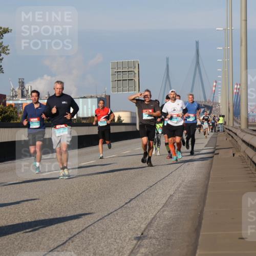 03.10.2025 - Köhlbrandbrückenlauf Luisa Fischer http://msf.ph/oto/9005106 03.10.2025 10:46:48 Position 3  meine-sportfotos.de