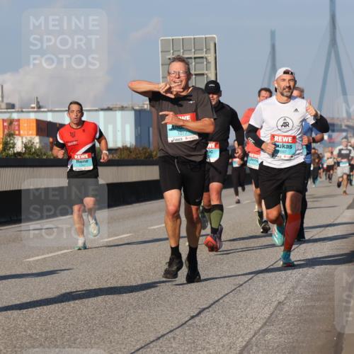03.10.2025 - Köhlbrandbrückenlauf Luisa Fischer http://msf.ph/oto/9005142 03.10.2025 10:46:50 Position 3 1077, 2697 meine-sportfotos.de