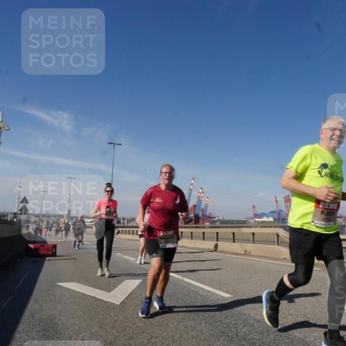 03.10.2025 - Köhlbrandbrückenlauf Matties Gatica Varas http://msf.ph/oto/9005158 03.10.2025 12:59:22 Position 2 11111, 6156 meine-sportfotos.de