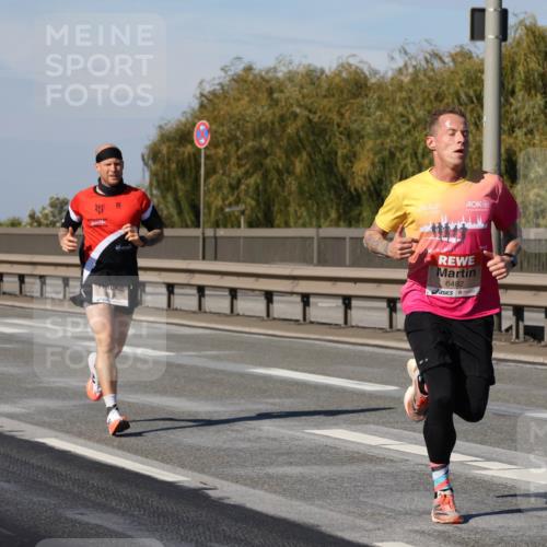03.10.2025 - Köhlbrandbrückenlauf Julia Fischer http://msf.ph/oto/9005162 03.10.2025 12:38:55 Position 3 6482 meine-sportfotos.de