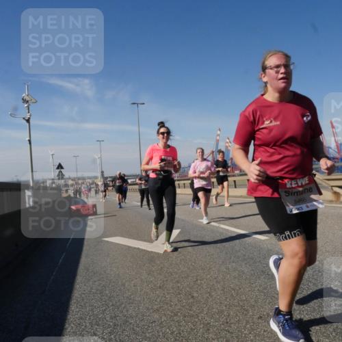 03.10.2025 - Köhlbrandbrückenlauf Matties Gatica Varas http://msf.ph/oto/9005170 03.10.2025 12:59:23 Position 2 6486 meine-sportfotos.de