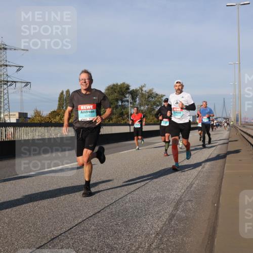 03.10.2025 - Köhlbrandbrückenlauf Luisa Fischer http://msf.ph/oto/9005206 03.10.2025 10:46:54 Position 3 1077 meine-sportfotos.de