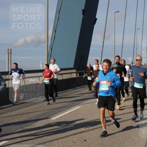 03.10.2025 - Köhlbrandbrückenlauf Julia Fischer http://msf.ph/oto/9005233 03.10.2025 09:51:35 Position 2 1708, 1752 meine-sportfotos.de