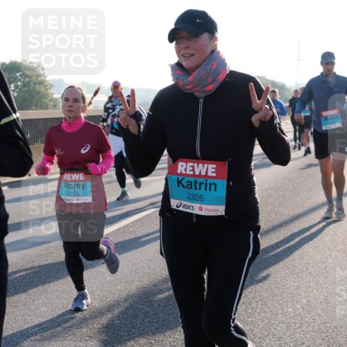 03.10.2025 - Köhlbrandbrückenlauf Fabian Wolf http://msf.ph/oto/9005246 03.10.2025 09:19:05 Position 3 1515, 3326, 3575 meine-sportfotos.de