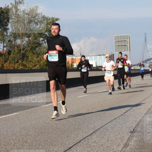 03.10.2025 - Köhlbrandbrückenlauf Luisa Fischer http://msf.ph/oto/9005289 03.10.2025 10:46:59 Position 3 1197 meine-sportfotos.de