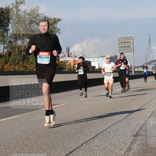 03.10.2025 - Köhlbrandbrückenlauf Luisa Fischer http://msf.ph/oto/9005296 03.10.2025 10:46:59 Position 3 1197 meine-sportfotos.de