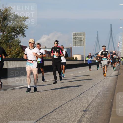 03.10.2025 - Köhlbrandbrückenlauf Luisa Fischer http://msf.ph/oto/9005333 03.10.2025 10:47:02 Position 3  meine-sportfotos.de