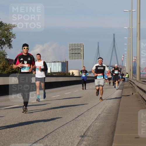 03.10.2025 - Köhlbrandbrückenlauf Luisa Fischer http://msf.ph/oto/9005357 03.10.2025 10:47:04 Position 3  meine-sportfotos.de