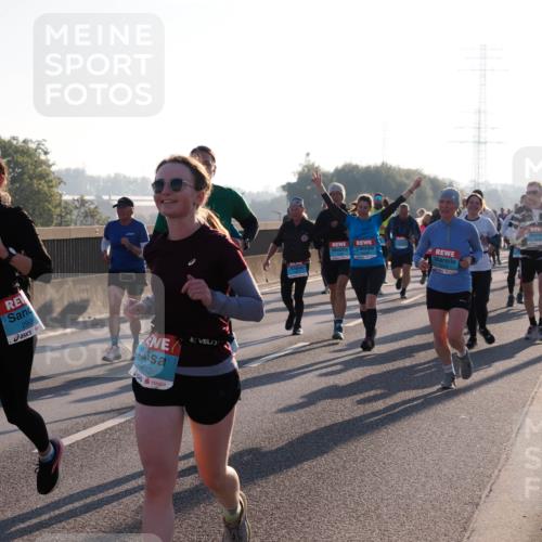 03.10.2025 - Köhlbrandbrückenlauf Fabian Wolf http://msf.ph/oto/9005374 03.10.2025 09:19:12 Position 3 2939, 3642 meine-sportfotos.de