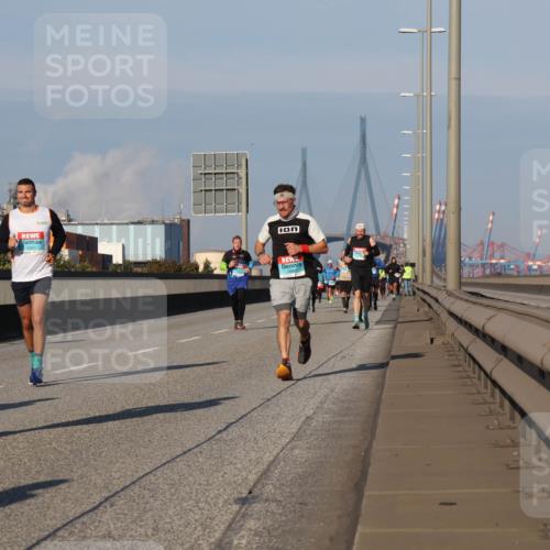 03.10.2025 - Köhlbrandbrückenlauf Luisa Fischer http://msf.ph/oto/9005376 03.10.2025 10:47:05 Position 3 1109, 3343 meine-sportfotos.de