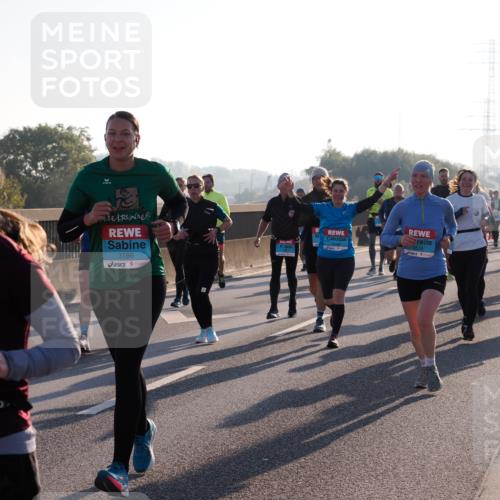 03.10.2025 - Köhlbrandbrückenlauf Fabian Wolf http://msf.ph/oto/9005405 03.10.2025 09:19:13 Position 3 3186, 3539 meine-sportfotos.de