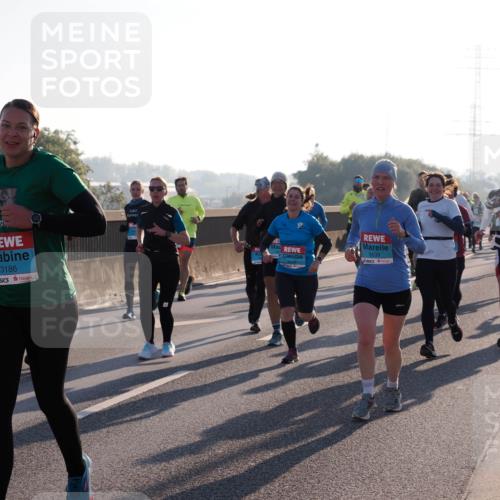 03.10.2025 - Köhlbrandbrückenlauf Fabian Wolf http://msf.ph/oto/9005423 03.10.2025 09:19:13 Position 3 3186, 3539 meine-sportfotos.de
