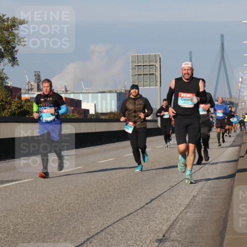 03.10.2025 - Köhlbrandbrückenlauf Luisa Fischer http://msf.ph/oto/9005483 03.10.2025 10:47:11 Position 3 2777 meine-sportfotos.de