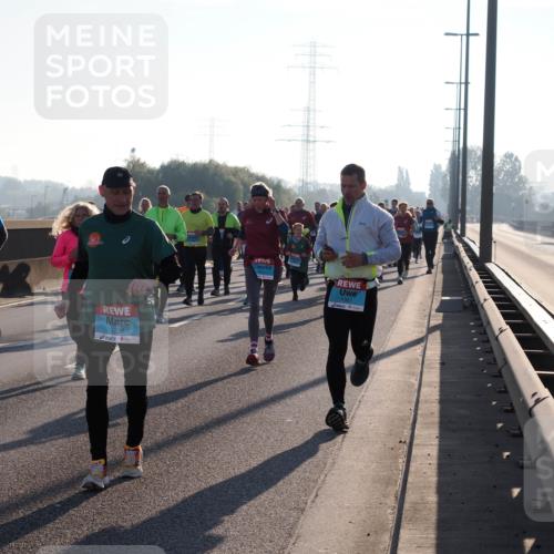 03.10.2025 - Köhlbrandbrückenlauf Fabian Wolf http://msf.ph/oto/9005584 03.10.2025 09:19:19 Position 3 3238, 1367 meine-sportfotos.de