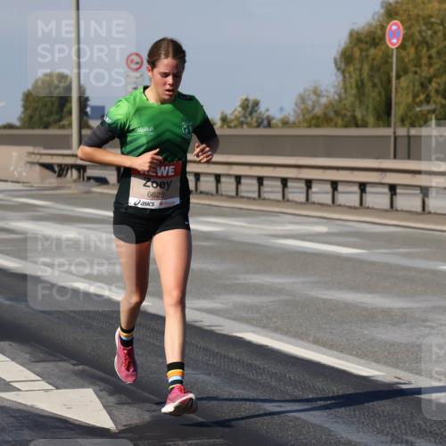 03.10.2025 - Köhlbrandbrückenlauf Julia Fischer http://msf.ph/oto/9005605 03.10.2025 12:41:20 Position 3 6625 meine-sportfotos.de