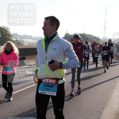 03.10.2025 - Köhlbrandbrückenlauf Fabian Wolf http://msf.ph/oto/9005640 03.10.2025 09:19:21 Position 3 3123, 3735, 1367 meine-sportfotos.de