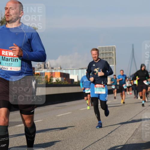 03.10.2025 - Köhlbrandbrückenlauf Luisa Fischer http://msf.ph/oto/9005694 03.10.2025 10:47:23 Position 3 1157, 1202 meine-sportfotos.de