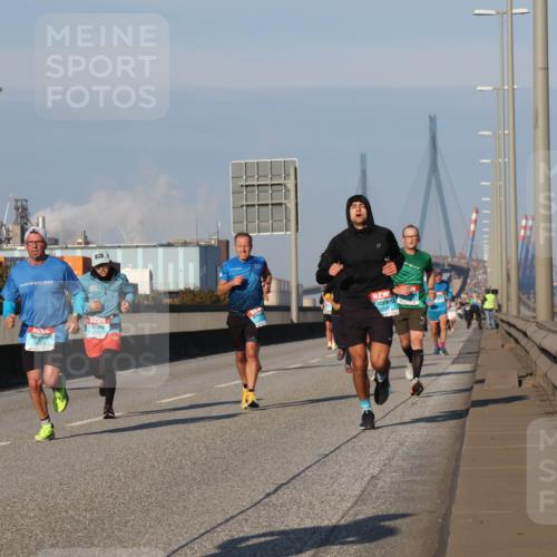 03.10.2025 - Köhlbrandbrückenlauf Luisa Fischer http://msf.ph/oto/9005740 03.10.2025 10:47:26 Position 3 262, 2948 meine-sportfotos.de
