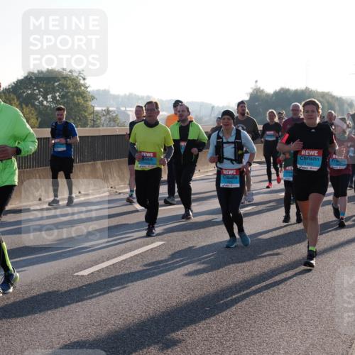 03.10.2025 - Köhlbrandbrückenlauf Fabian Wolf http://msf.ph/oto/9005765 03.10.2025 09:19:24 Position 3 1843, 1649, 1919 meine-sportfotos.de