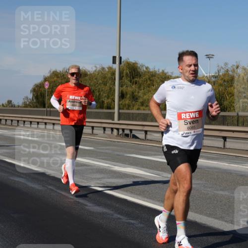 03.10.2025 - Köhlbrandbrückenlauf Julia Fischer http://msf.ph/oto/9005766 03.10.2025 12:41:58 Position 3 4040, 6085 meine-sportfotos.de