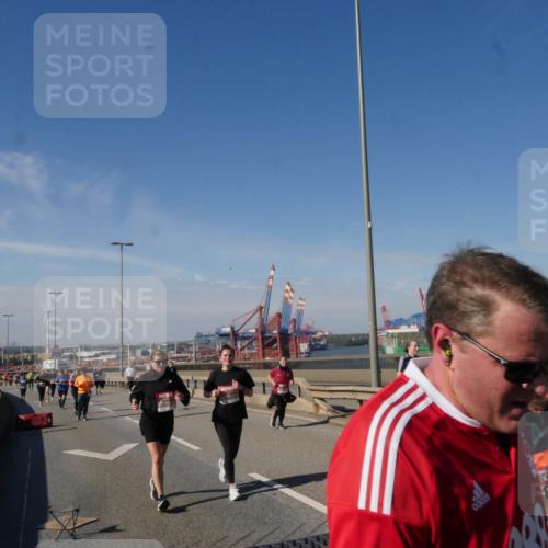 03.10.2025 - Köhlbrandbrückenlauf Matties Gatica Varas http://msf.ph/oto/9005797 03.10.2025 13:00:40 Position 2 6003 meine-sportfotos.de