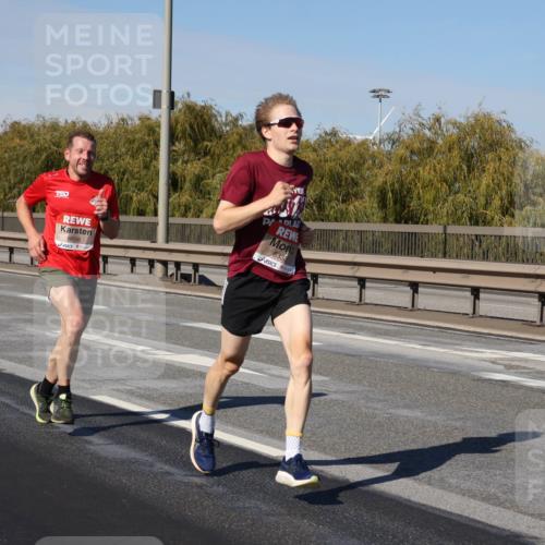 03.10.2025 - Köhlbrandbrückenlauf Julia Fischer http://msf.ph/oto/9005804 03.10.2025 12:42:03 Position 3 6656, 6333 meine-sportfotos.de