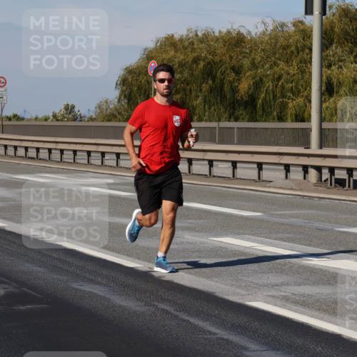 03.10.2025 - Köhlbrandbrückenlauf Julia Fischer http://msf.ph/oto/9005817 03.10.2025 12:42:14 Position 3 12, 57 meine-sportfotos.de
