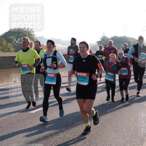 03.10.2025 - Köhlbrandbrückenlauf Fabian Wolf http://msf.ph/oto/9005825 03.10.2025 09:19:25 Position 3 1663, 61, 1919, 1649, 3499, 3500 meine-sportfotos.de